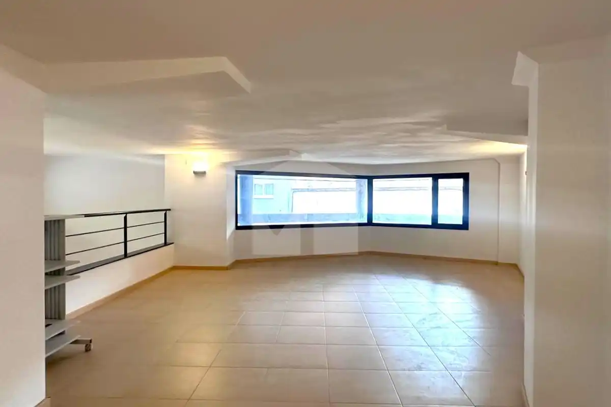 Local comercial en venda a Sant Andreu, imagen 2