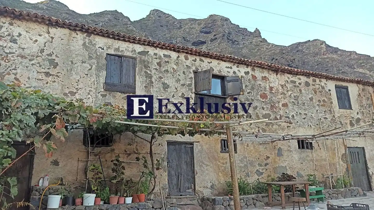 Country homes for sale in Buenavista del Norte