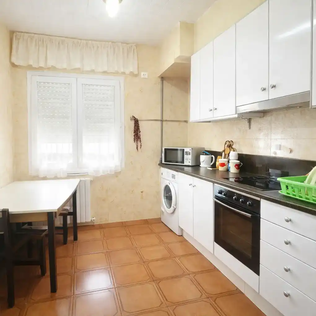 Cocina de Piso en venta en Burlada / Burlata con Calefacción