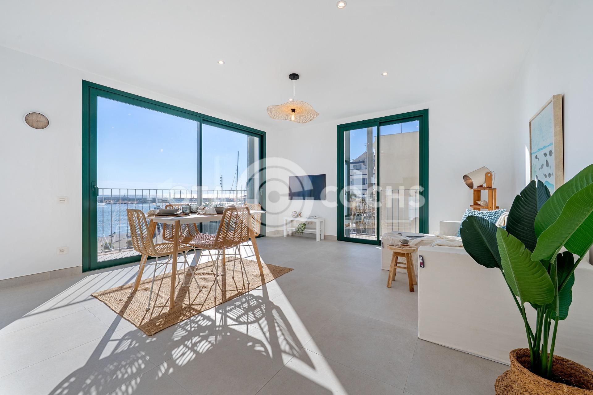 Living room of Flat for sale in Cambrils  with Air Conditioner, Heating and Balcony