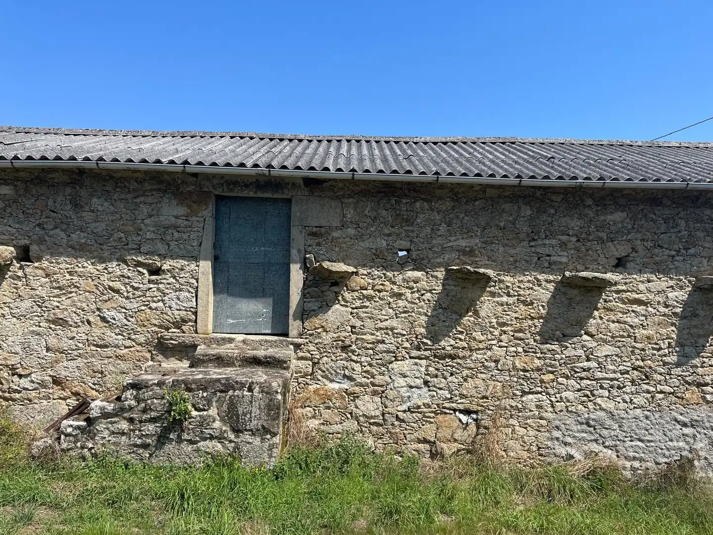 Vista exterior de Casa o xalet en venda en A Estrada  amb Jardí privat i Traster