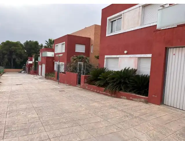Exterior view of Detached homes for sale in Chiva  with Private garden, Terrace and Swimming Pool