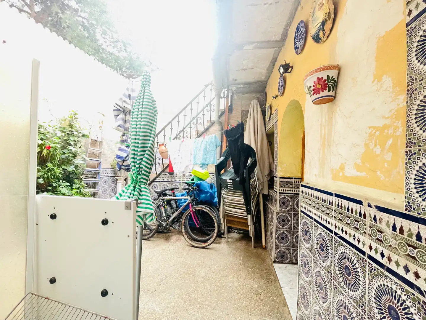 Vista exterior de Casa o xalet en venda en Zaragoza amb Aire condicionat, Calefacció i Jardí privat