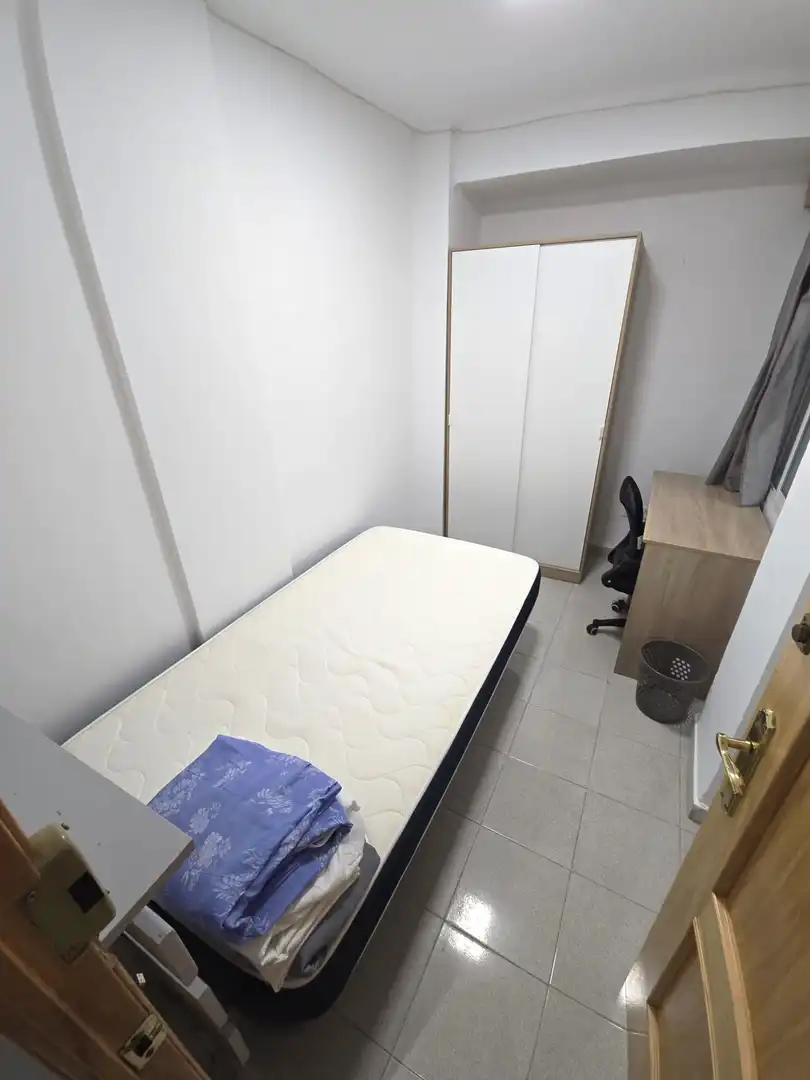 Flat for rent in ANTONIO HURTADO, Centro