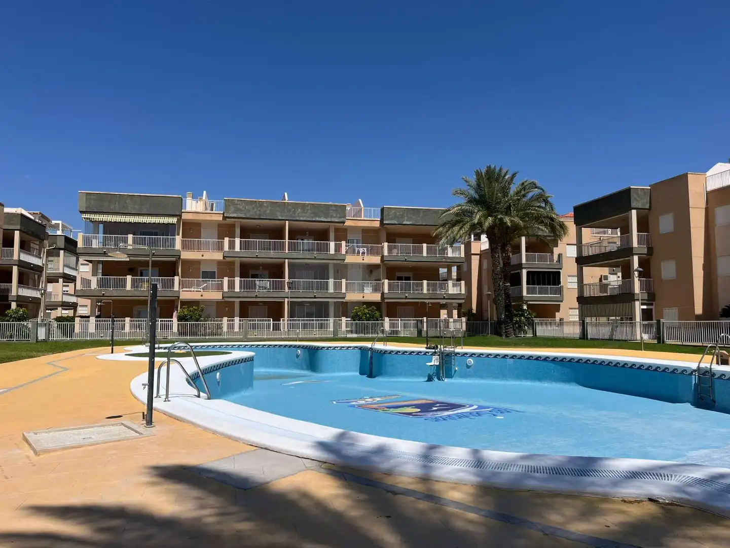 Schwimmbecken von Wohnung zum Verkauf in Pulpí mit Klimaanlage, Privatgarten und Terrasse