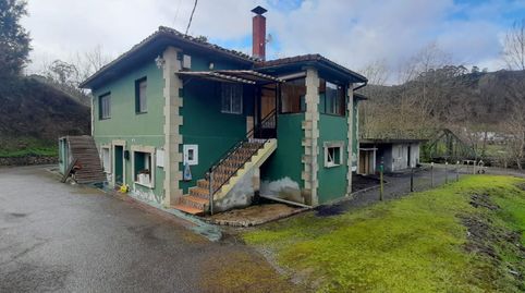 Chalet en venta en Udalla, 6 dormitorios.