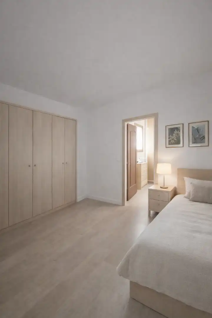 Habitación de Dúplex en venta en Vilablareix con Parquet, Terraza y Horno