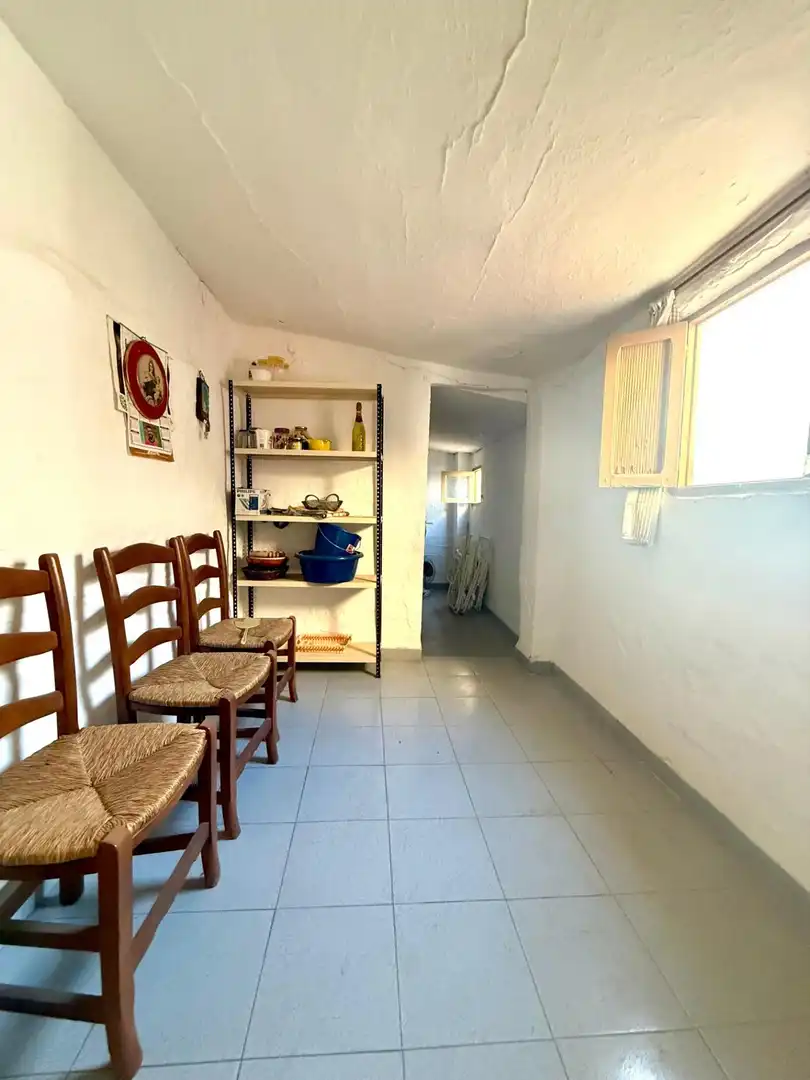 Casa o xalet en venda en Humilladero amb Terrassa, Traster i Moblat