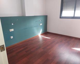 Bedroom of Duplex for sale in Burjassot  with Terrace, Oven and Balcony