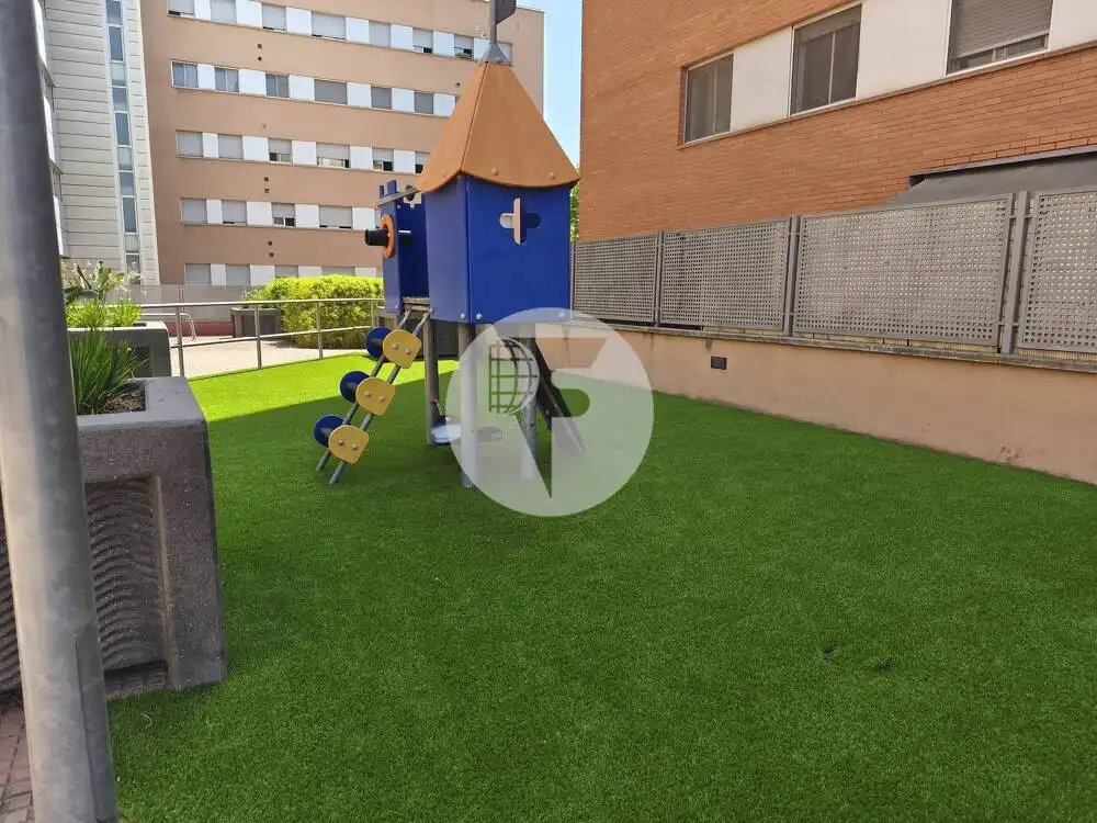 Jardí de Planta baixa en venda en Mollet del Vallès amb Calefacció, Terrassa i Piscina