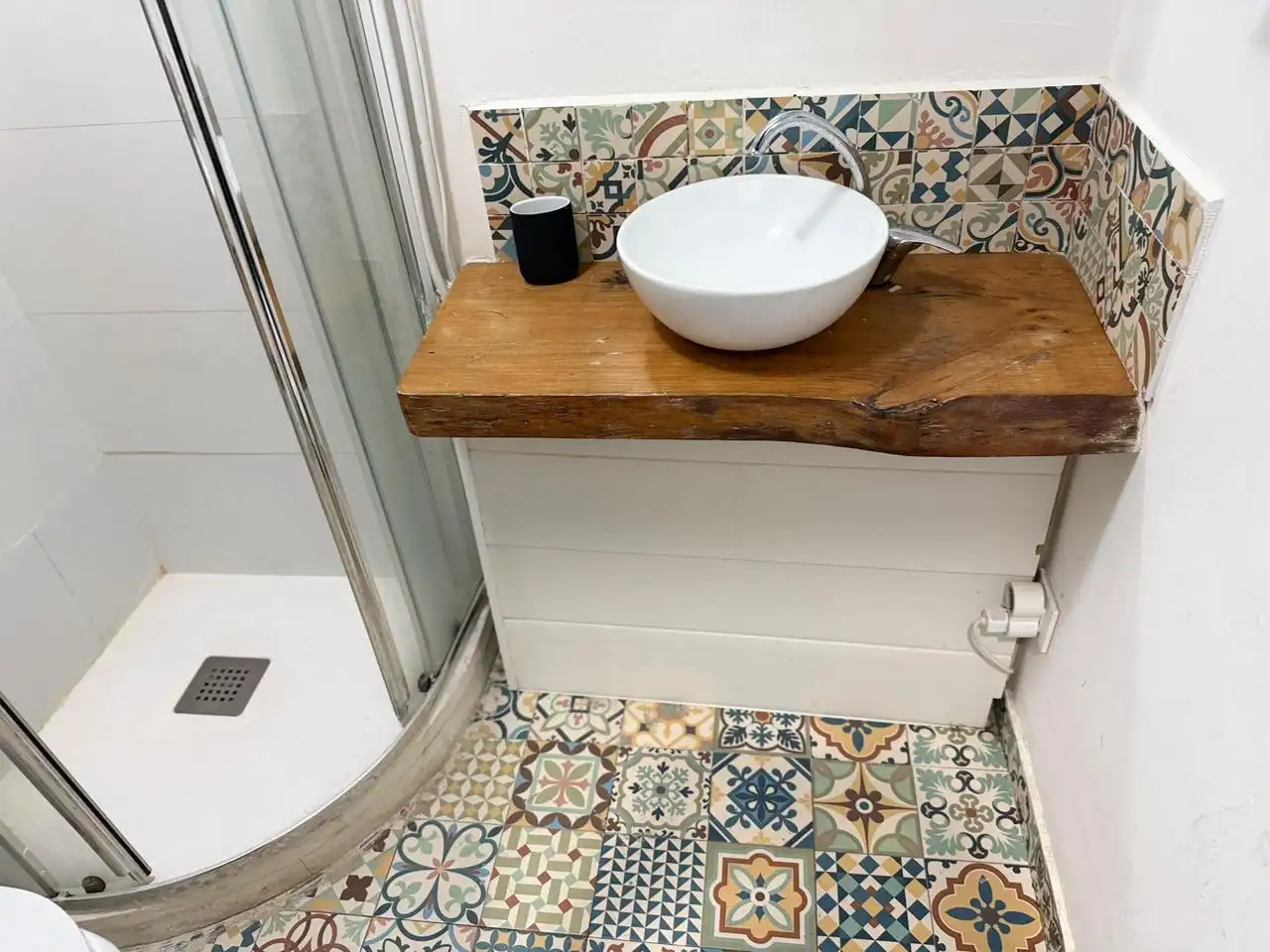 Bany de Local en venda en Madrid amb Aire condicionat