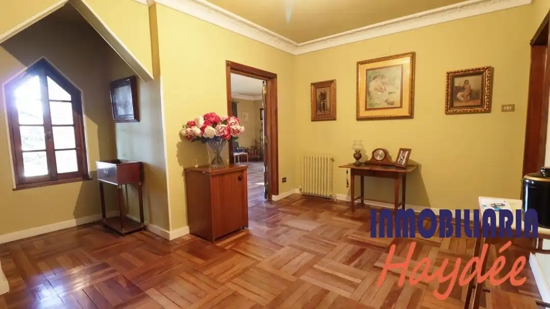 Maisonette zum Verkauf in Leioa mit Heizung, Privatgarten und Terrasse