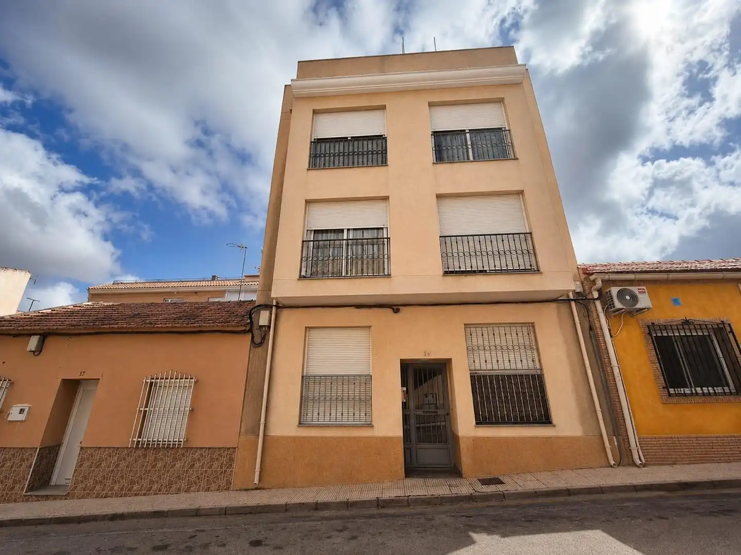 Exterior view of Flat for sale in La Unión  with Air Conditioner and Furnished
