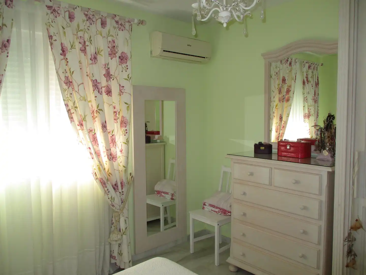 Schlafzimmer von Wohnung zur Miete in Cártama mit Klimaanlage, Terrasse und Möbliert