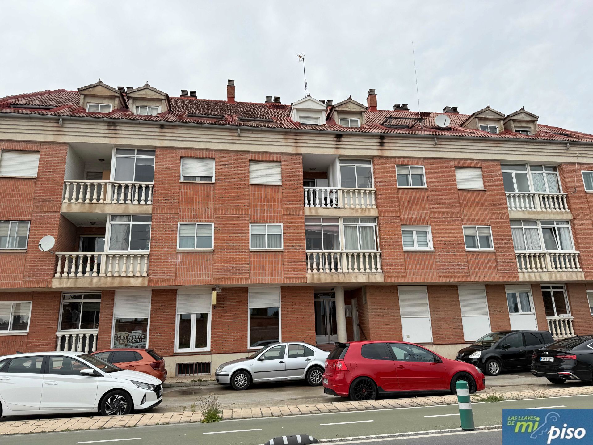 Vista exterior de Pis en venda en Valladolid Capital amb Calefacció, Parquet i Terrassa