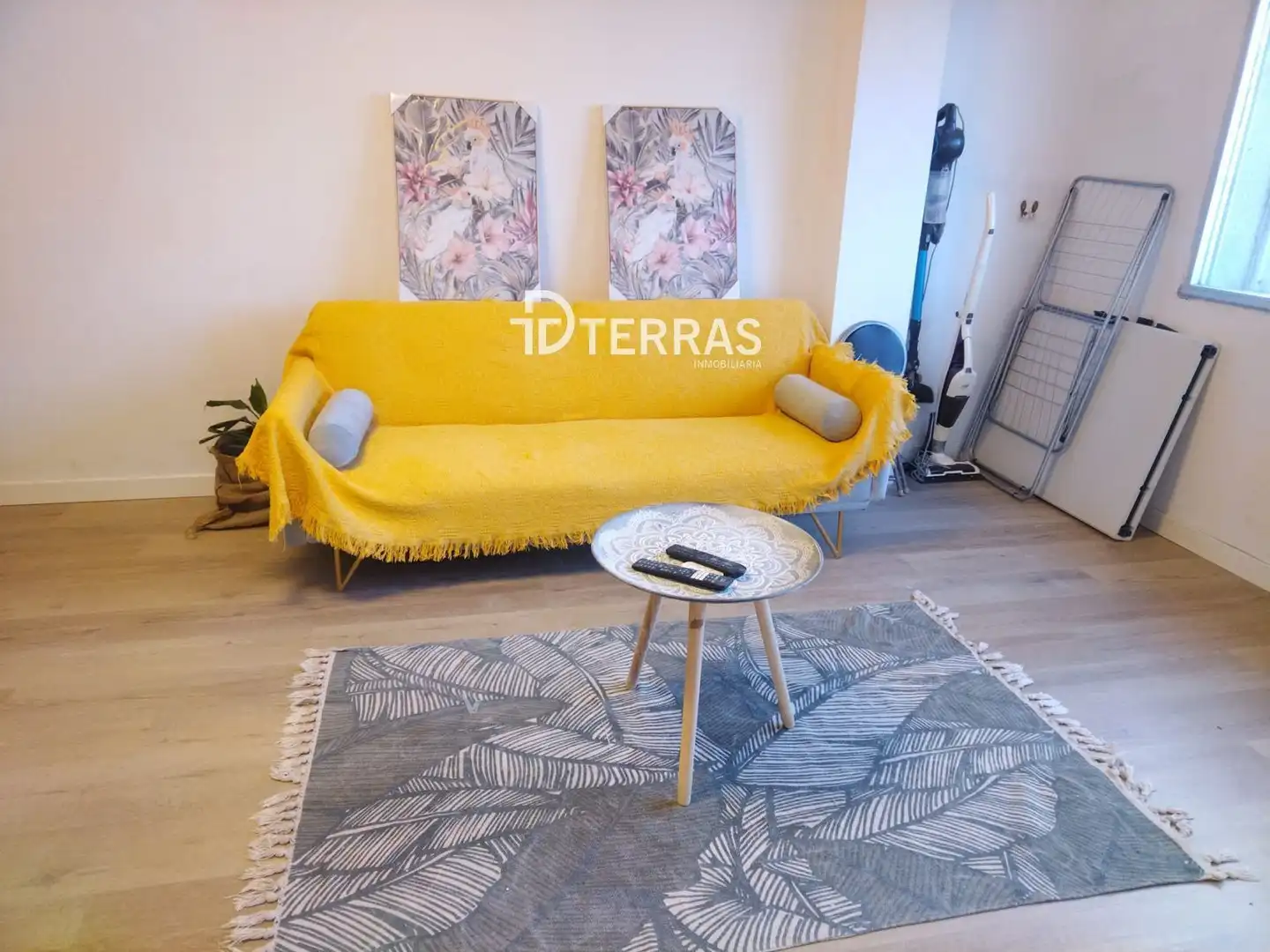 Living room of Flat for sale in Vilanova de Arousa  with Heating and Furnished
