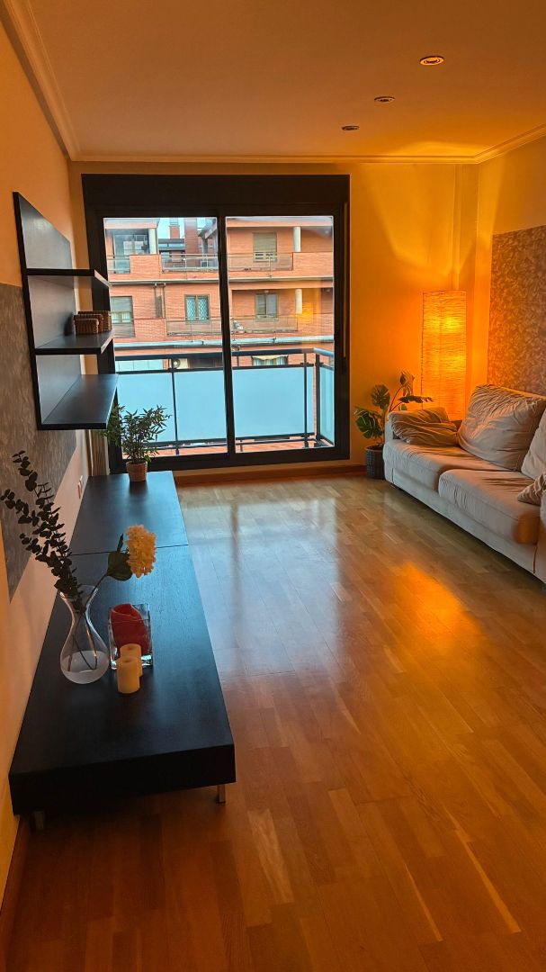 Living room of Flat for sale in  Zaragoza Capital  with Air Conditioner, Heating and Parquet flooring