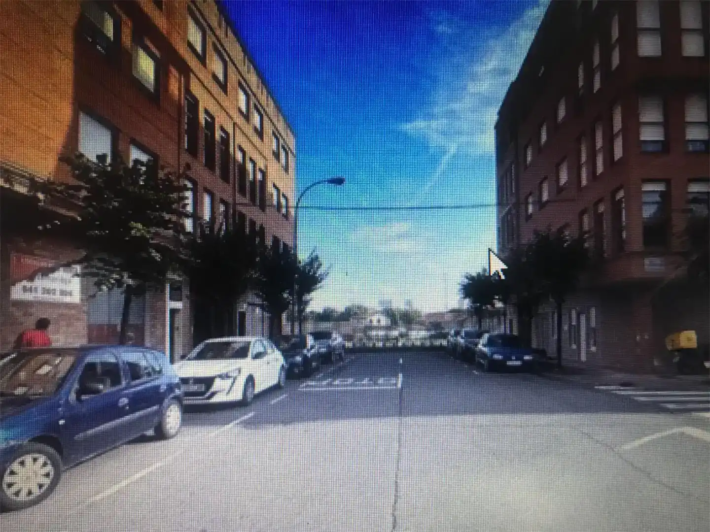 Außenansicht von Garage zur Miete in  Logroño