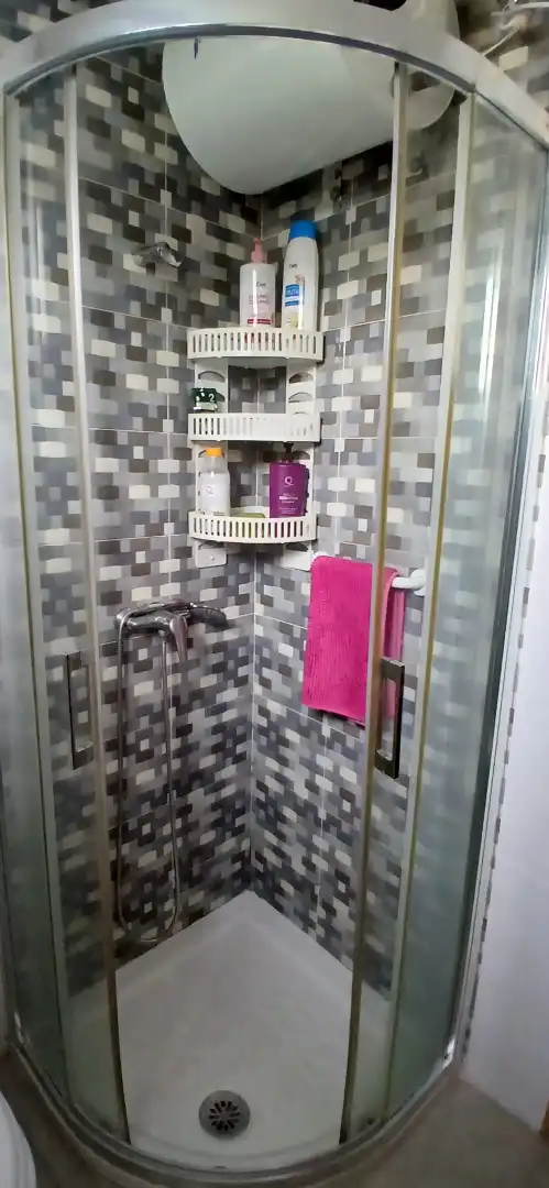 Baño de Piso en venta en Sevilla con Amueblado y Lavadora