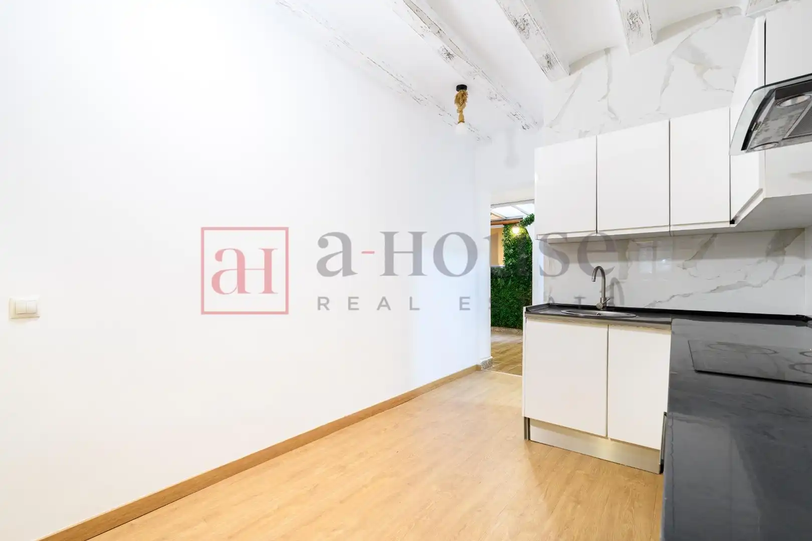 Cocina de Planta baja en venta en Barcelona con Parquet y Alarma