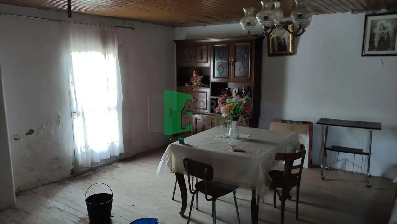 Sala de estar de Casa o chalet en venta en Rairiz de Veiga con Calefacción, Jardín privado y Terraza