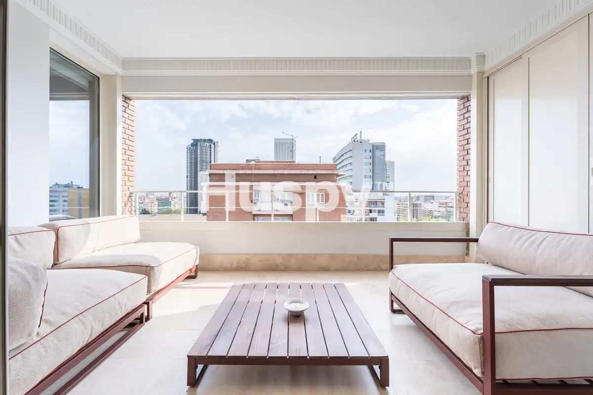 Penthouse mit Terrasse zum Verkauf in Calle del Poeta Joan Maragall
