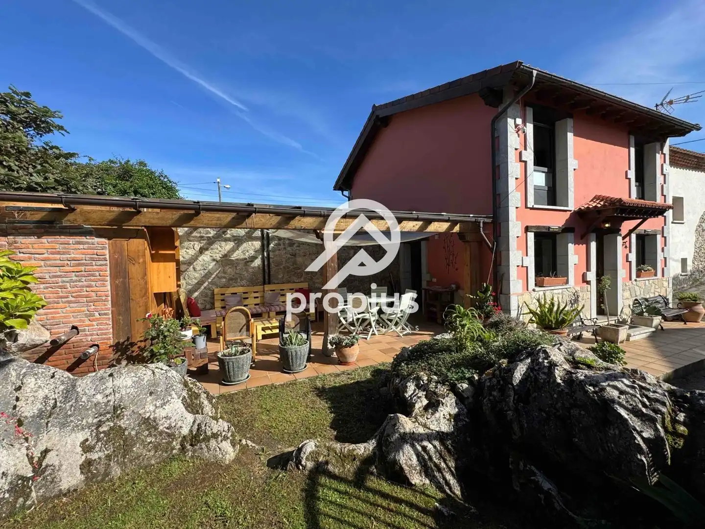 Exterior view of Houses for sale in Llanes  with Heating, Private garden and Parquet flooring