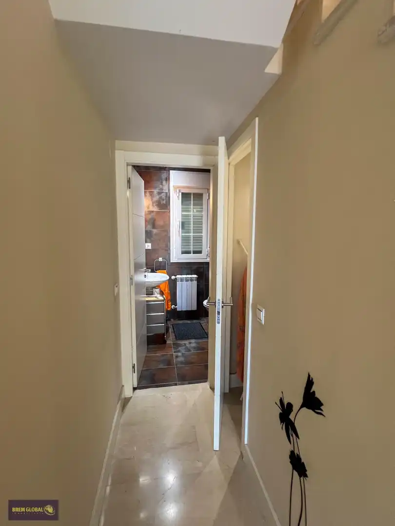 Semi-detached house with garden for sale in Calle Calle Mondalindo, imagen 23
