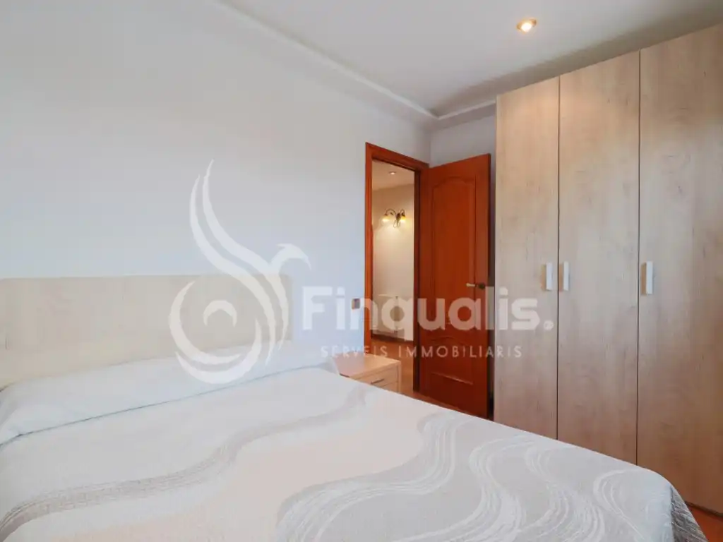 Habitación de Casa o chalet en venta en Santa Eulàlia de Ronçana con Aire acondicionado