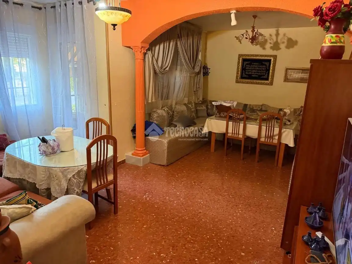 Comedor de Piso en venta en Torredelcampo con Aire acondicionado y Amueblado