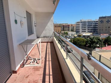 Pis amb balcó de lloguer a San Bernabé