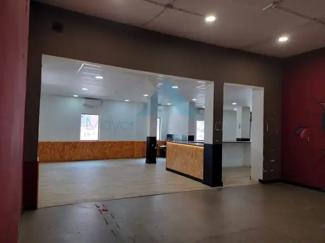Gewerbefläche zur Miete in Travesía San Julián 2, imagen 10