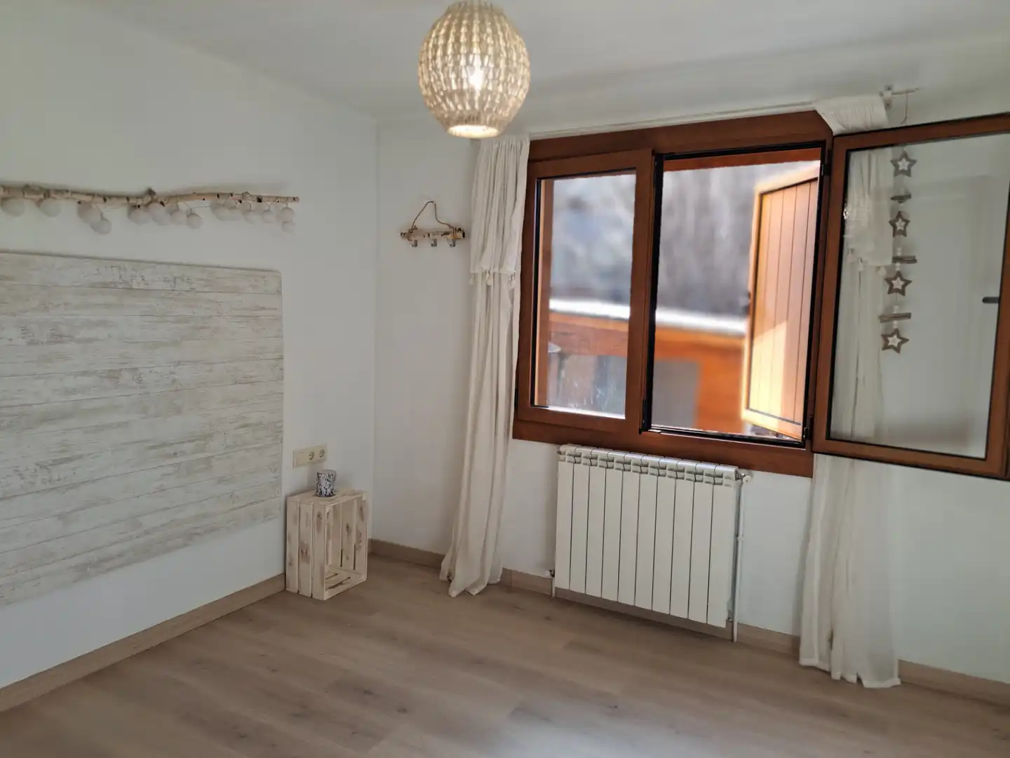 Dormitori de Casa o xalet en venda en Fontanals de Cerdanya amb Calefacció, Terrassa i Moblat