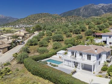 Haus mit Pool zum Verkauf in Alcaucín