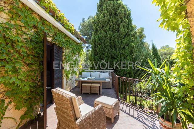 Casa-chalet en Venta en Montornés - Las Palmas - El Refugio