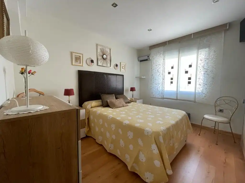 Schlafzimmer von Wohnungen zur Miete in Cartagena mit Klimaanlage und Möbliert