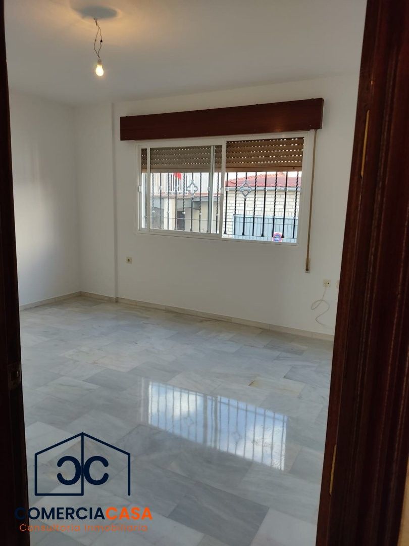 Piso de alquiler en Poniente