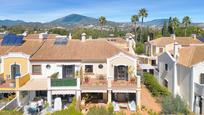 Exterior view of Single-family semi-detached for sale in Marbella  with Terrace