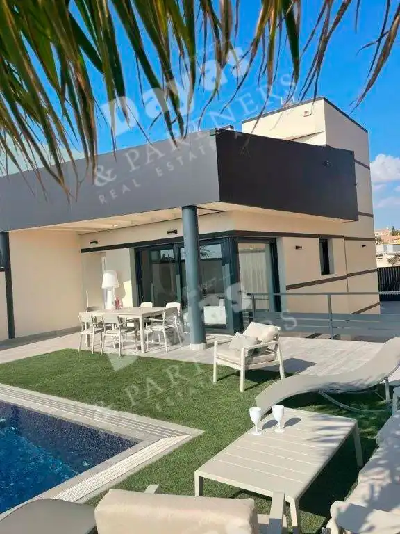House with terrace for sale in Playa de los Locos, imagen 9