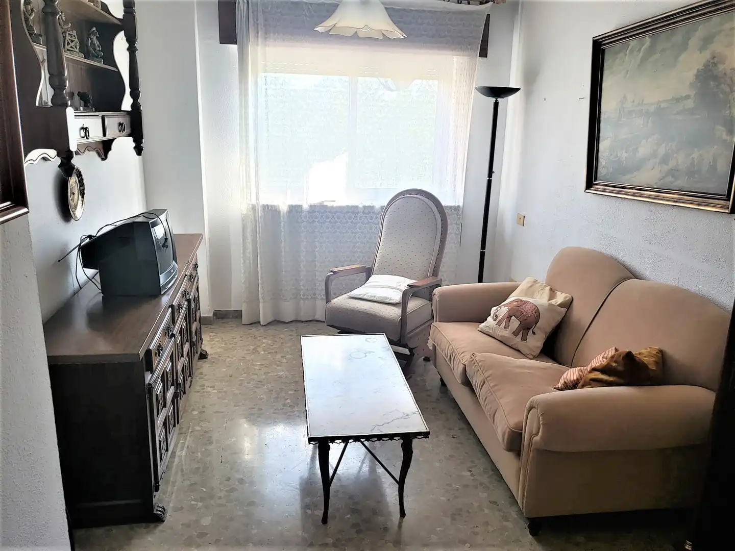 Sala de estar de Piso de alquiler en Cáceres con Calefacción, Terraza y Amueblado