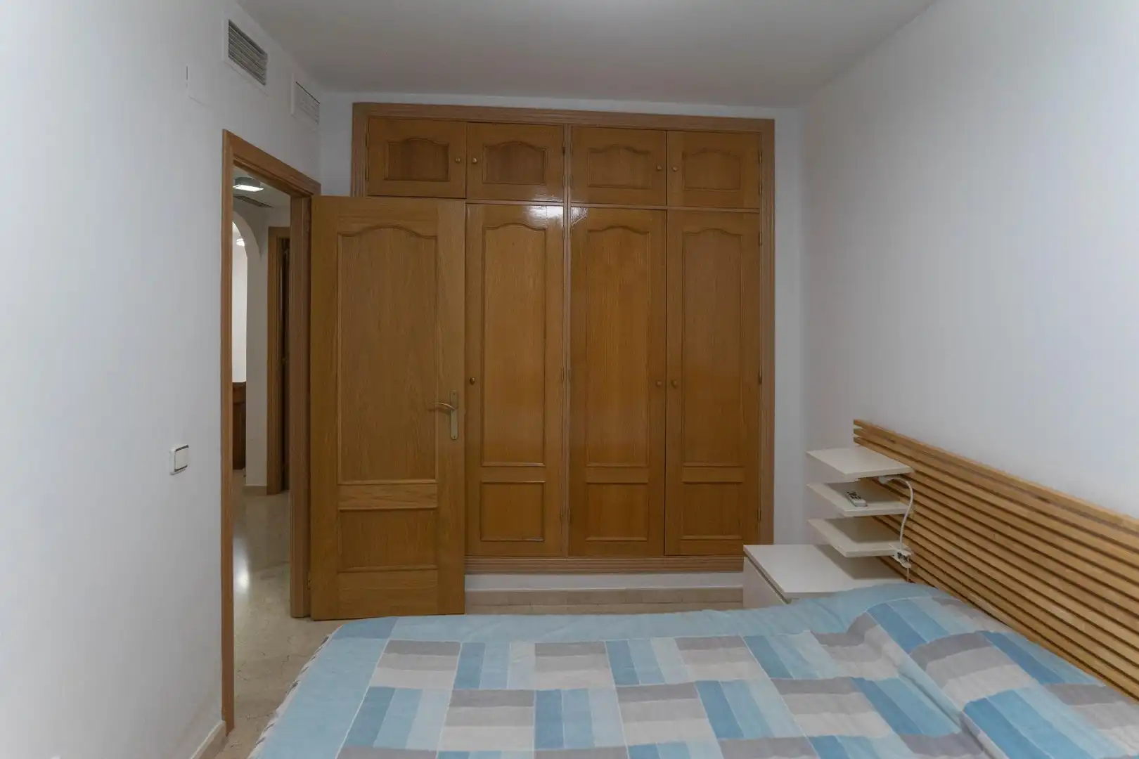 Habitación de Piso de alquiler en Alhaurín El Grande con Aire acondicionado, Calefacción y Amueblado
