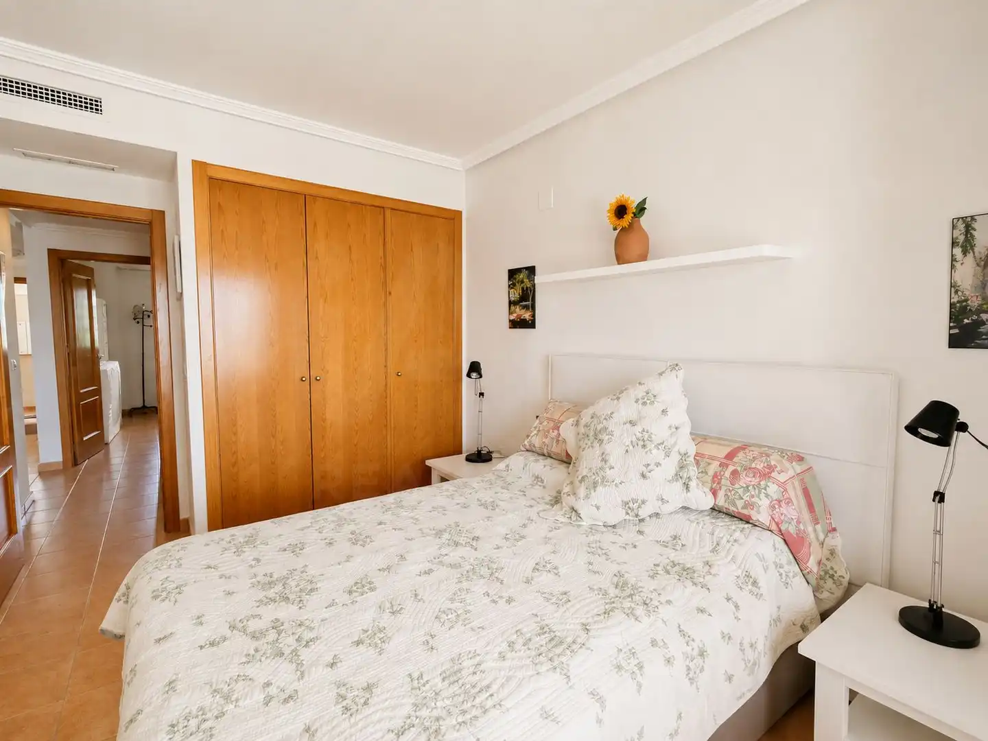 Schlafzimmer von Dachboden zum Verkauf in El Campello mit Klimaanlage, Heizung und Terrasse