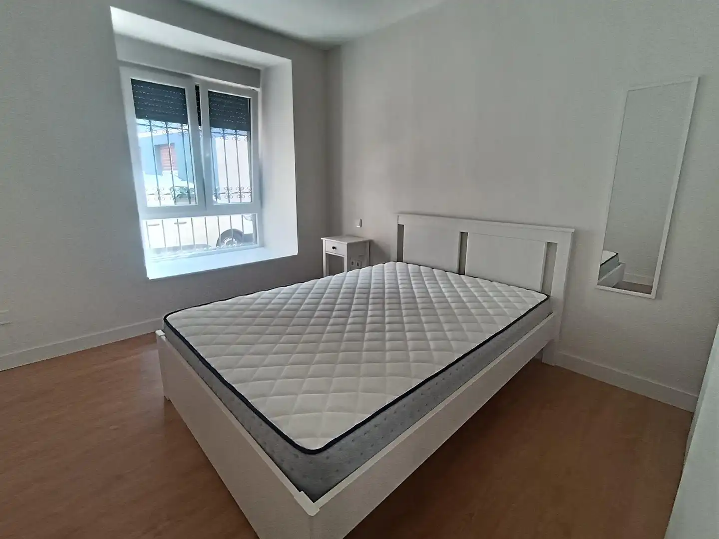 Schlafzimmer von Wohnungen zur Miete in Valladolid mit Klimaanlage, Heizung und Möbliert