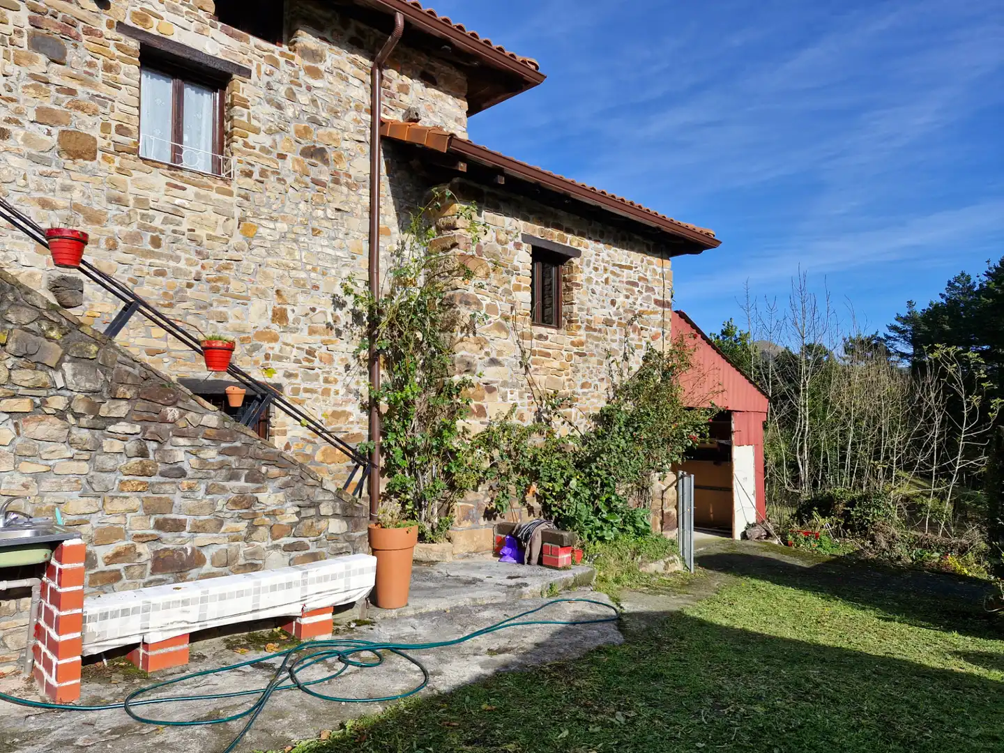 Exterior view of Houses for rent in Orozko  with Heating, Private garden and Storage room
