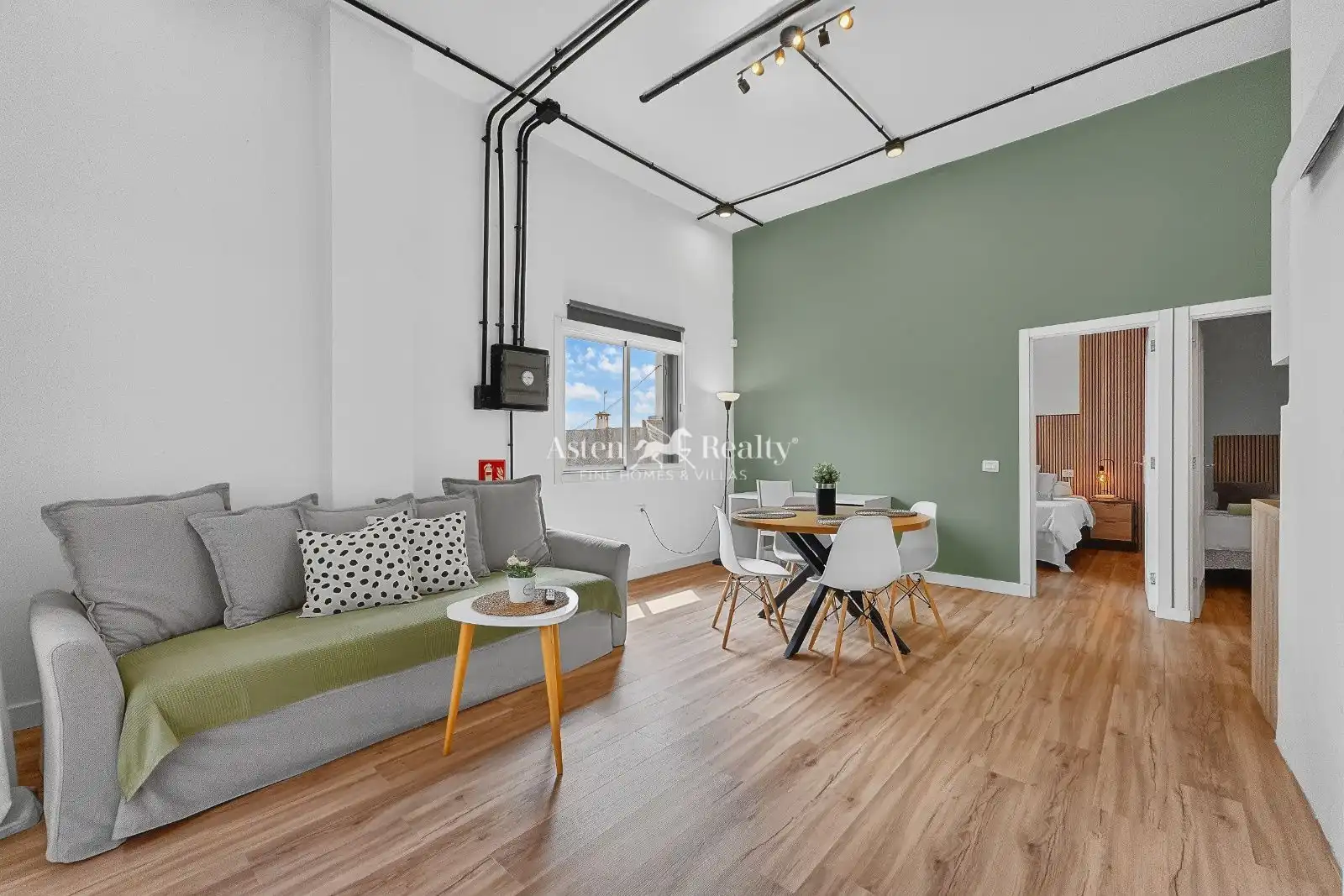 Living room of Apartments for sale in Alcalá
