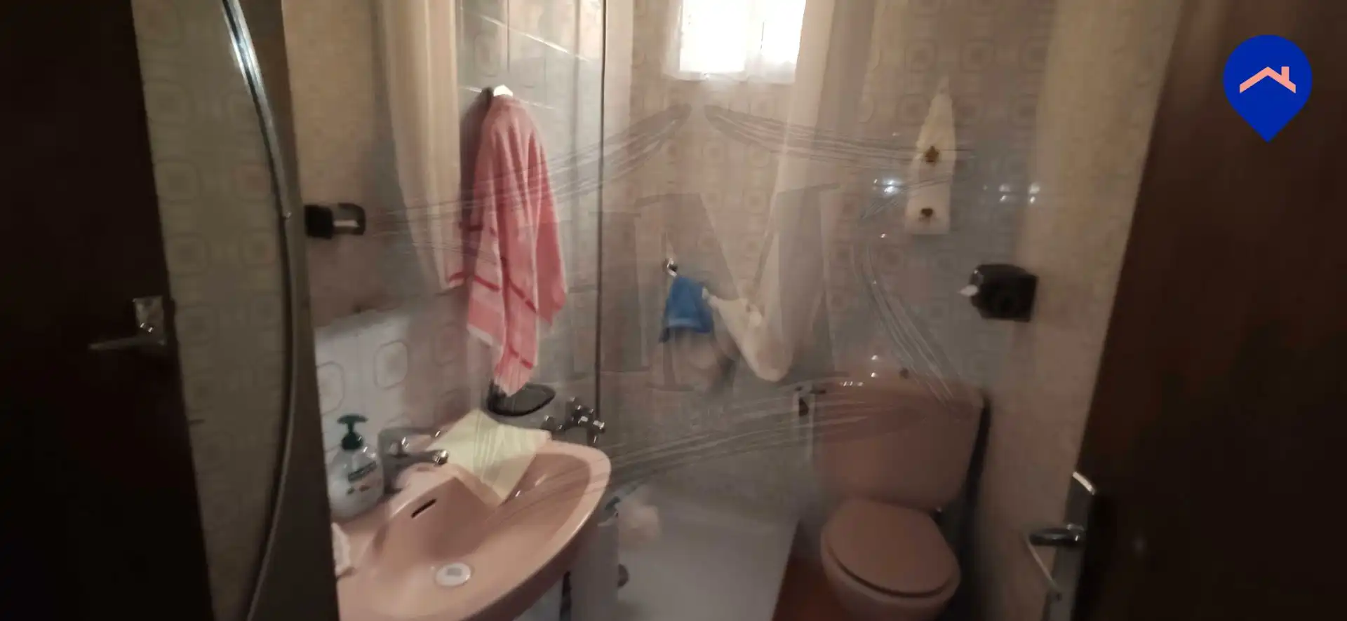 Bathroom of Flat for sale in Madrid  with Air Conditioner, Heating and Furnished