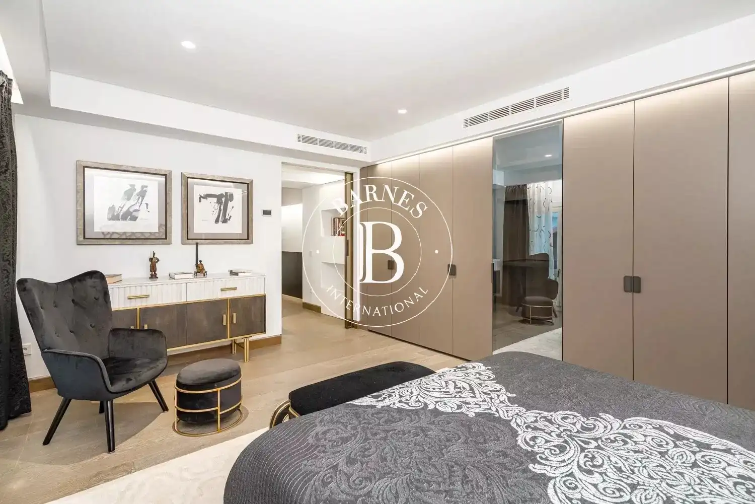 Bedroom of Flat for rent in Madrid  with Air Conditioner, Heating and Swimming Pool