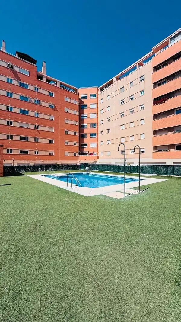 Piscina de Pis en venda en Málaga amb Aire condicionat, Calefacció i Traster