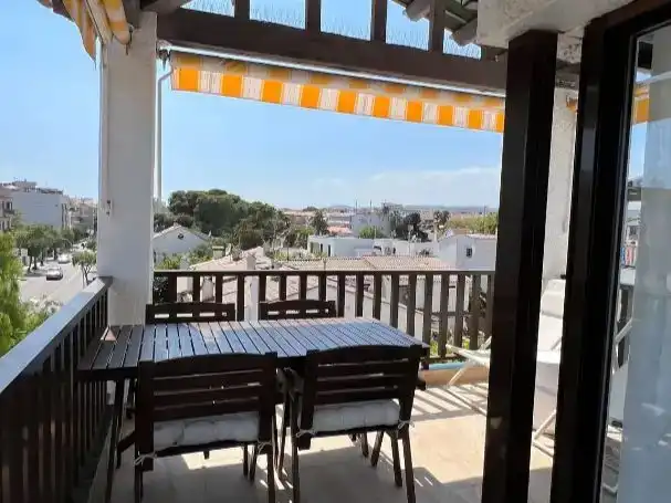 Terrassa de Àtic de lloguer en El Vendrell amb Aire condicionat, Parquet i Piscina