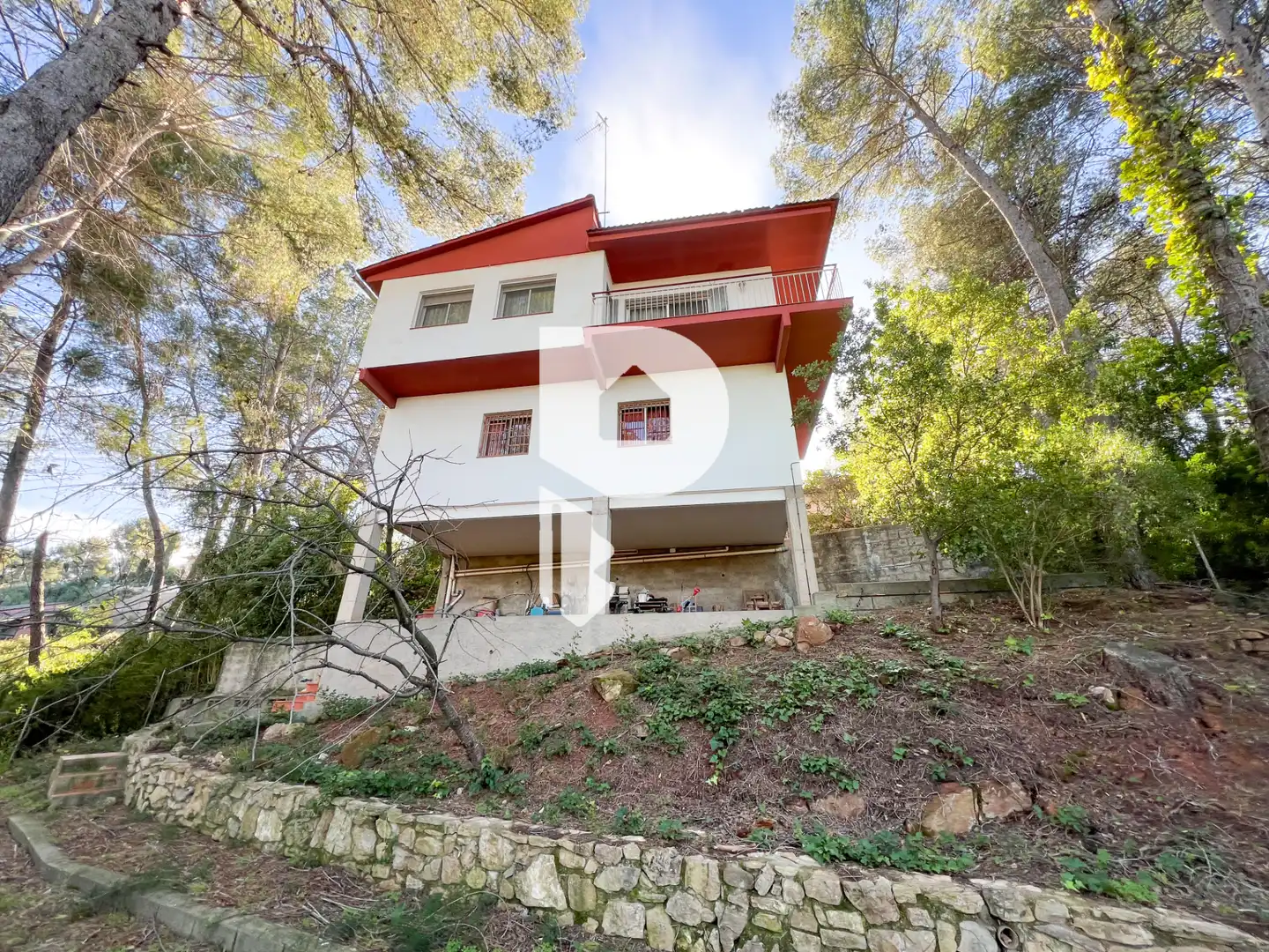 Vista exterior de Casa o xalet en venda en Corbera de Llobregat amb Aire condicionat, Calefacció i Terrassa